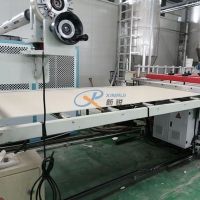 De Raad die van pvc van ISO 2440mm 0.8g/Cm3 WPC Machine maken
