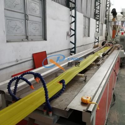 155kg/H 300mm die Zacht pvc Waterstops Machine maken