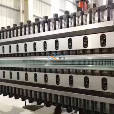 250kw de Plastic Raad die van de bouwbekisting Machine maken